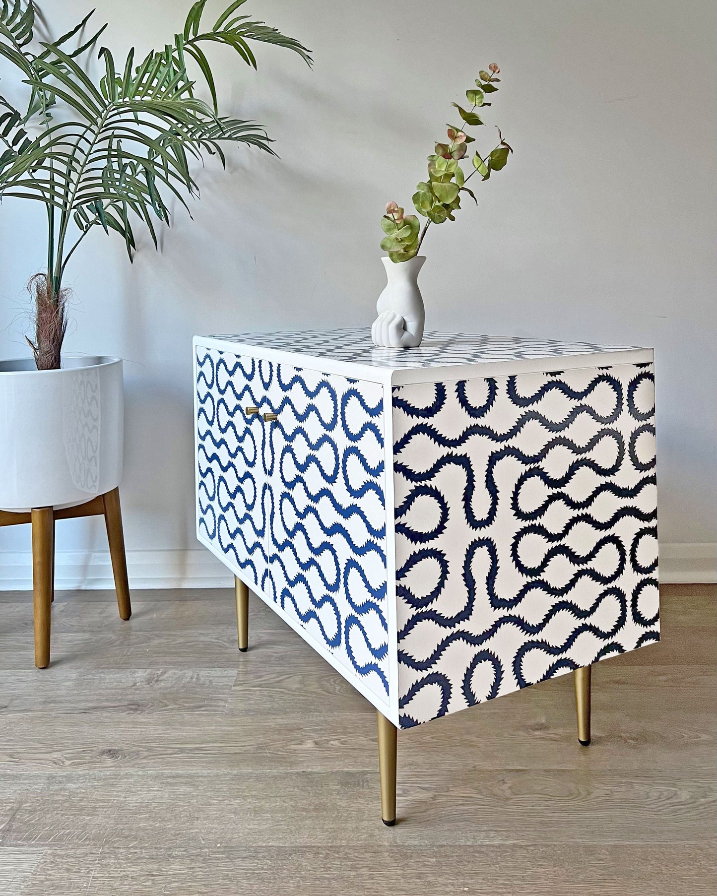 Vivienne Westwood Squiggle Vintage Mid-Century G Plan Small Sideboard Vinyl Cabinet TV Stand