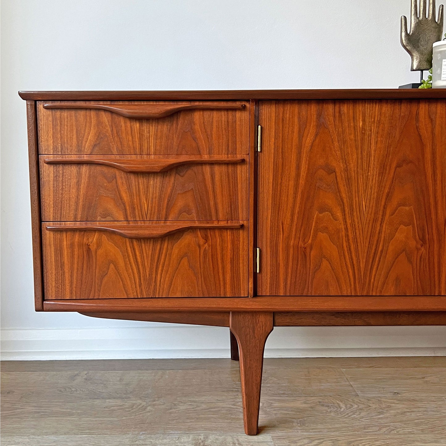 Vintage Mid-Century 1960s Jentique Teak Long John Sideboard TV Unit