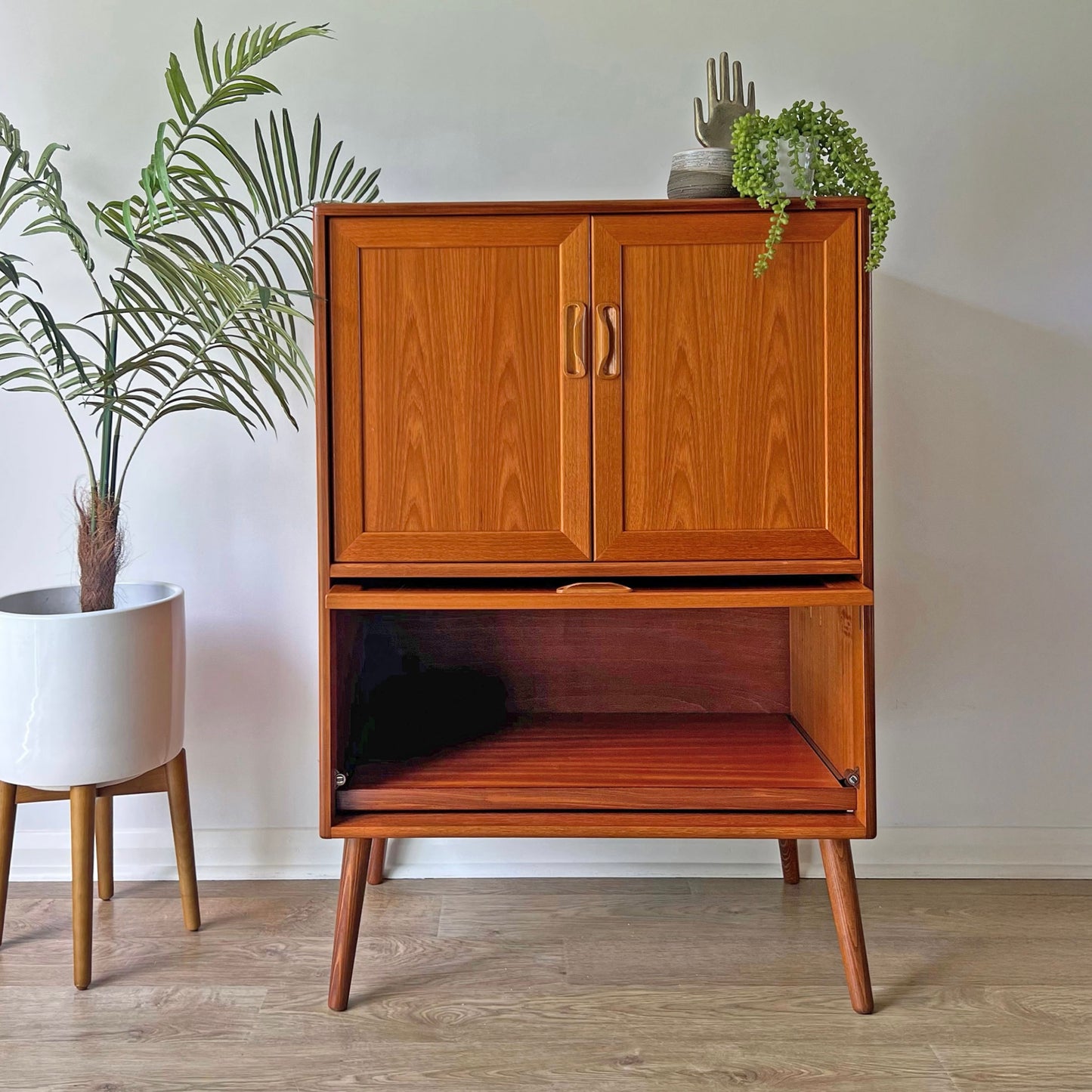 Bespoke Vintage Mid Century Teak G Plan Fresco Drinks Cocktail Cabinet - *MADE TO ORDER*