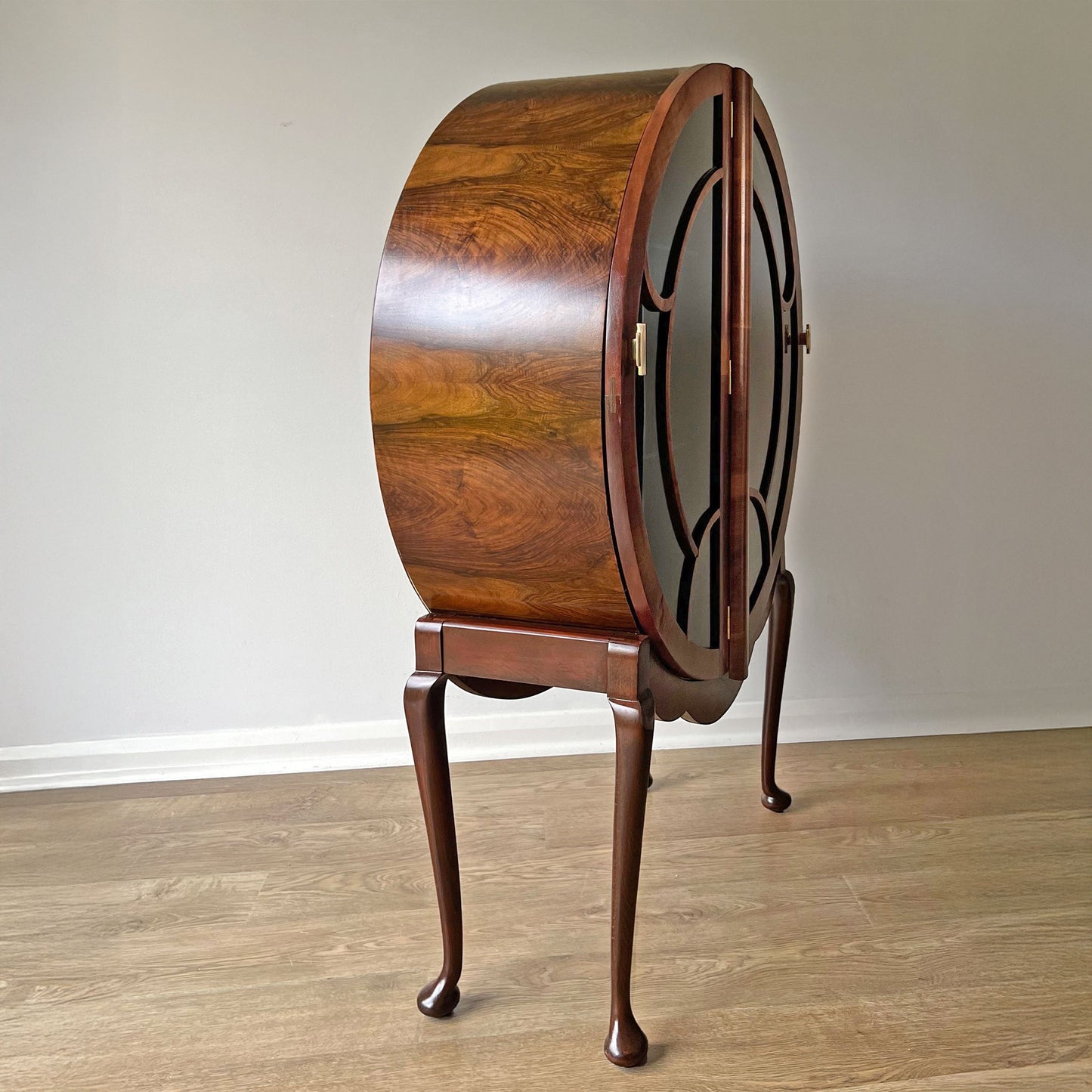 Rare Art Deco 1930s Walnut Round Circular Cocktail Drinks Cabinet - ‘The Orb’