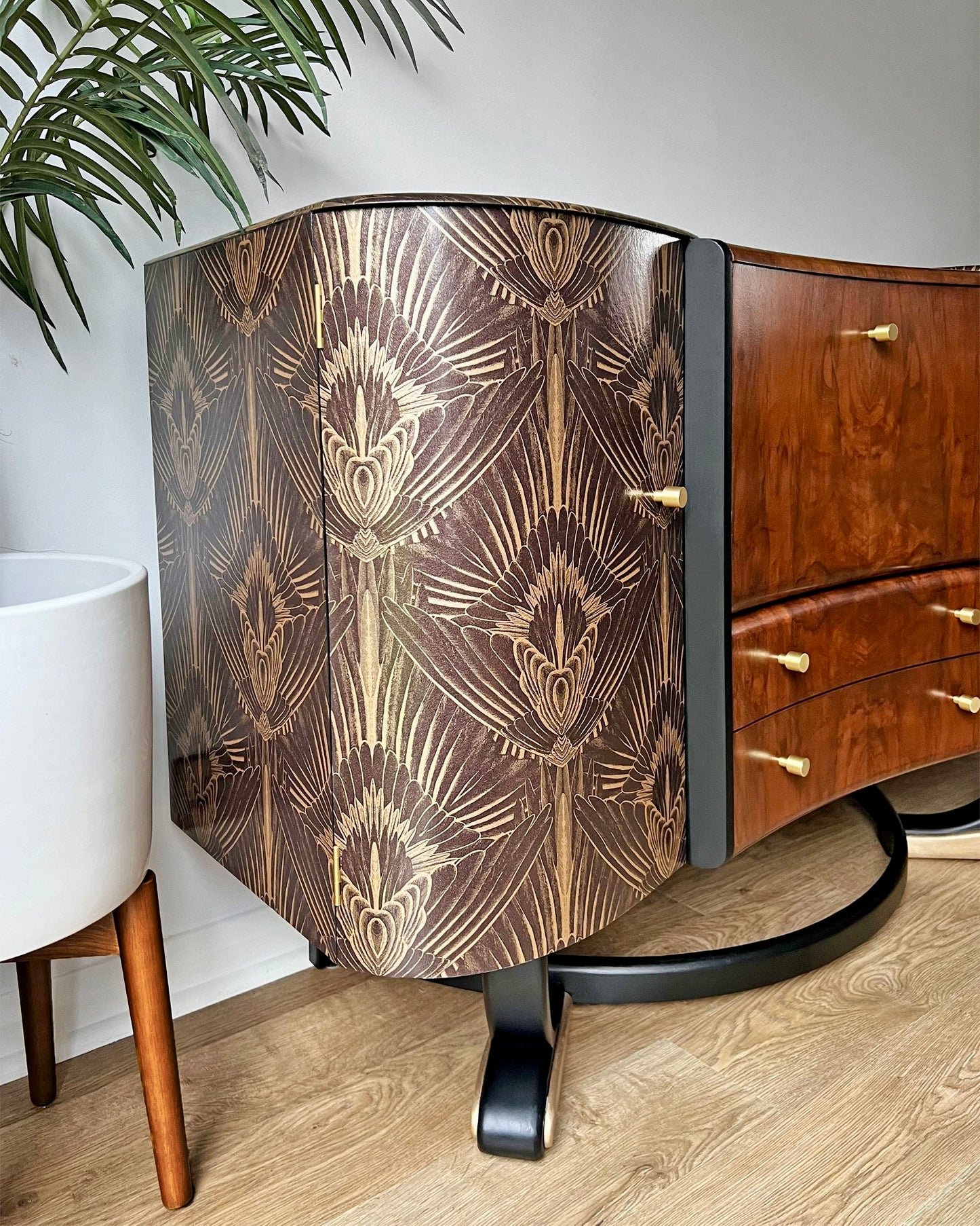 1920s Style Art Deco Beautility Walnut Sideboard Cocktail Cabinet - Black & Gold