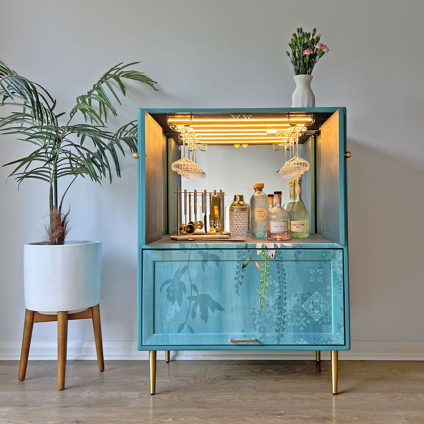 One-of-a-kind G Plan Fresco Drinks Cocktail Cabinet - Aqua Blue - Trailing Orchids - ‘The Humming Hour’