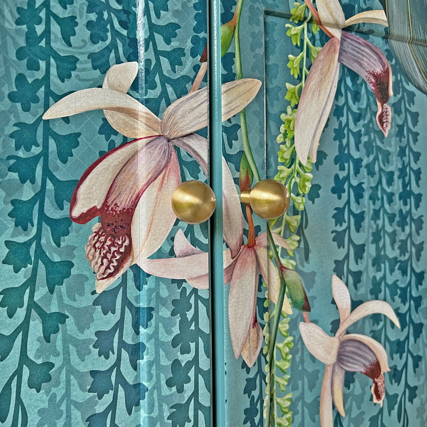 One-of-a-kind G Plan Fresco Drinks Cocktail Cabinet - Aqua Blue - Trailing Orchids - ‘The Humming Hour’