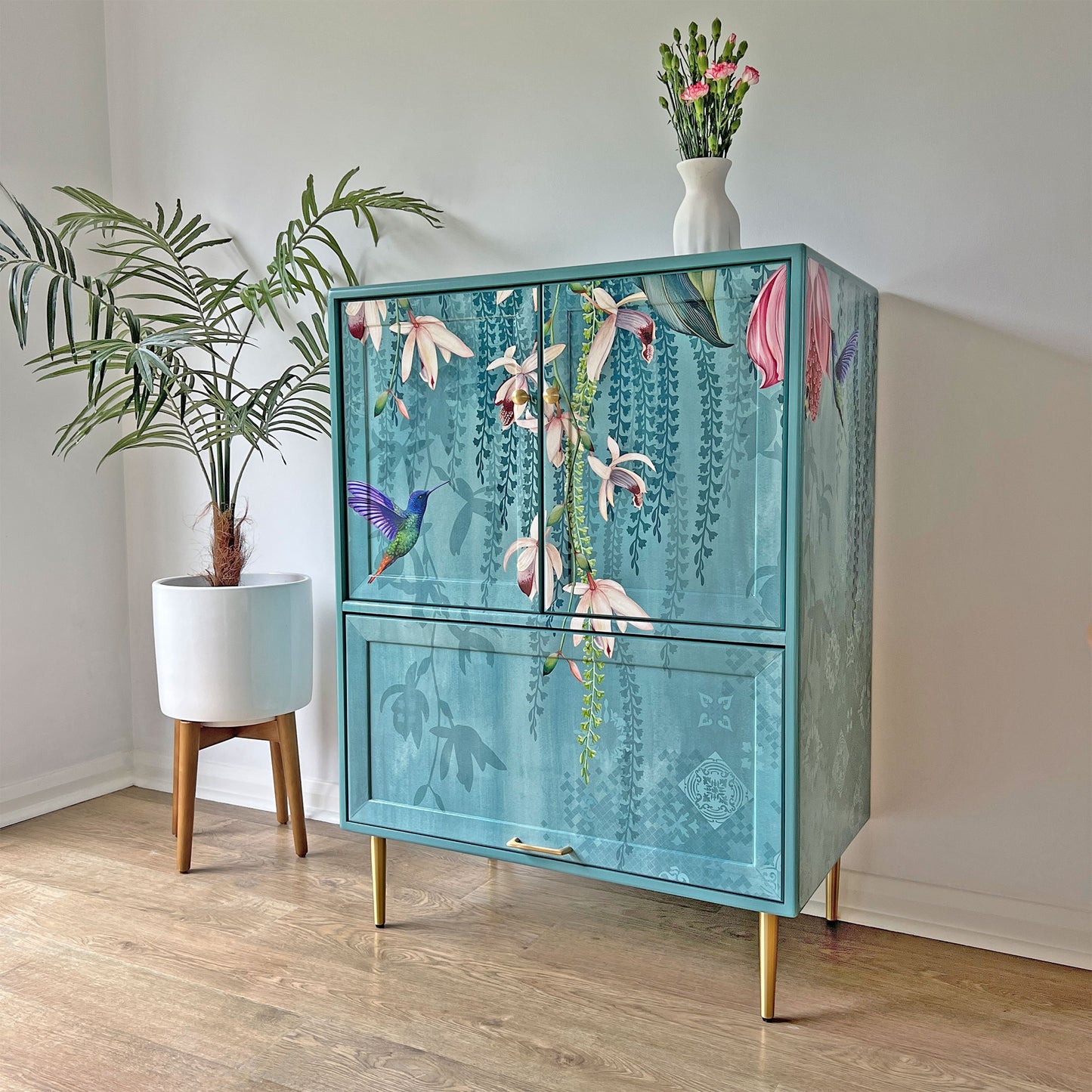 One-of-a-kind G Plan Fresco Drinks Cocktail Cabinet - Aqua Blue - Trailing Orchids - ‘The Humming Hour’