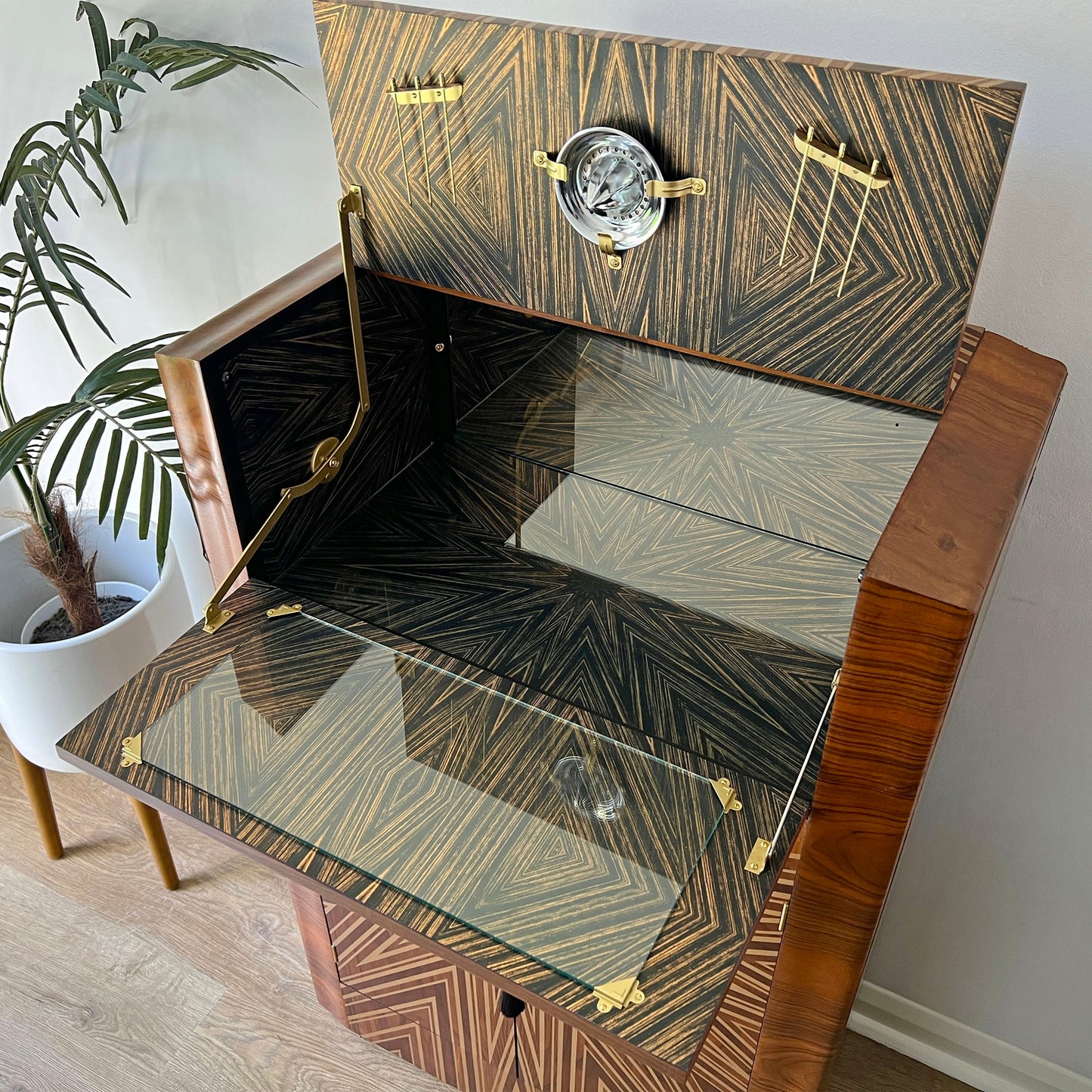 Luxury Art Deco Gold Starburst Walnut Drinks Cocktail Cabinet - ‘The Supernova’
