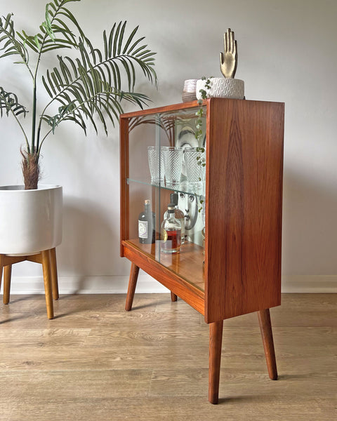 Vintage G Plan Teak Small Glass Fronted Display Drinks Cabinet - Fornasetti Tema E Variazioni
