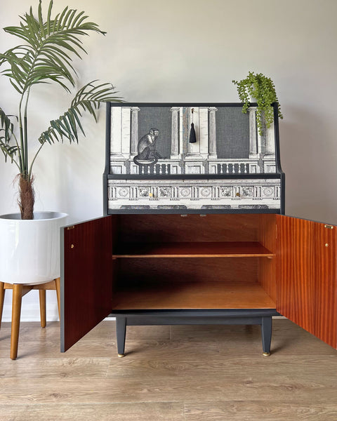Vintage Jentique Drinks Cabinet - Fornasetti Procuratie e Scimmie