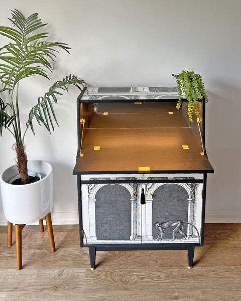 Vintage Jentique Drinks Cabinet - Fornasetti Procuratie e Scimmie
