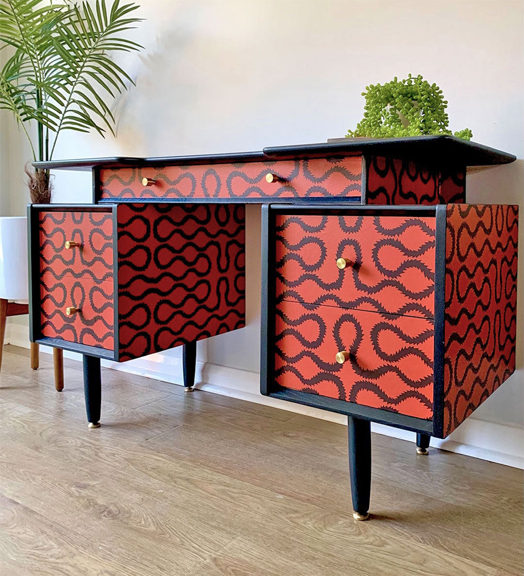 Vintage G Plan Dressing Table Desk in Red & Black Rare Vivienne Westwood Squiggle